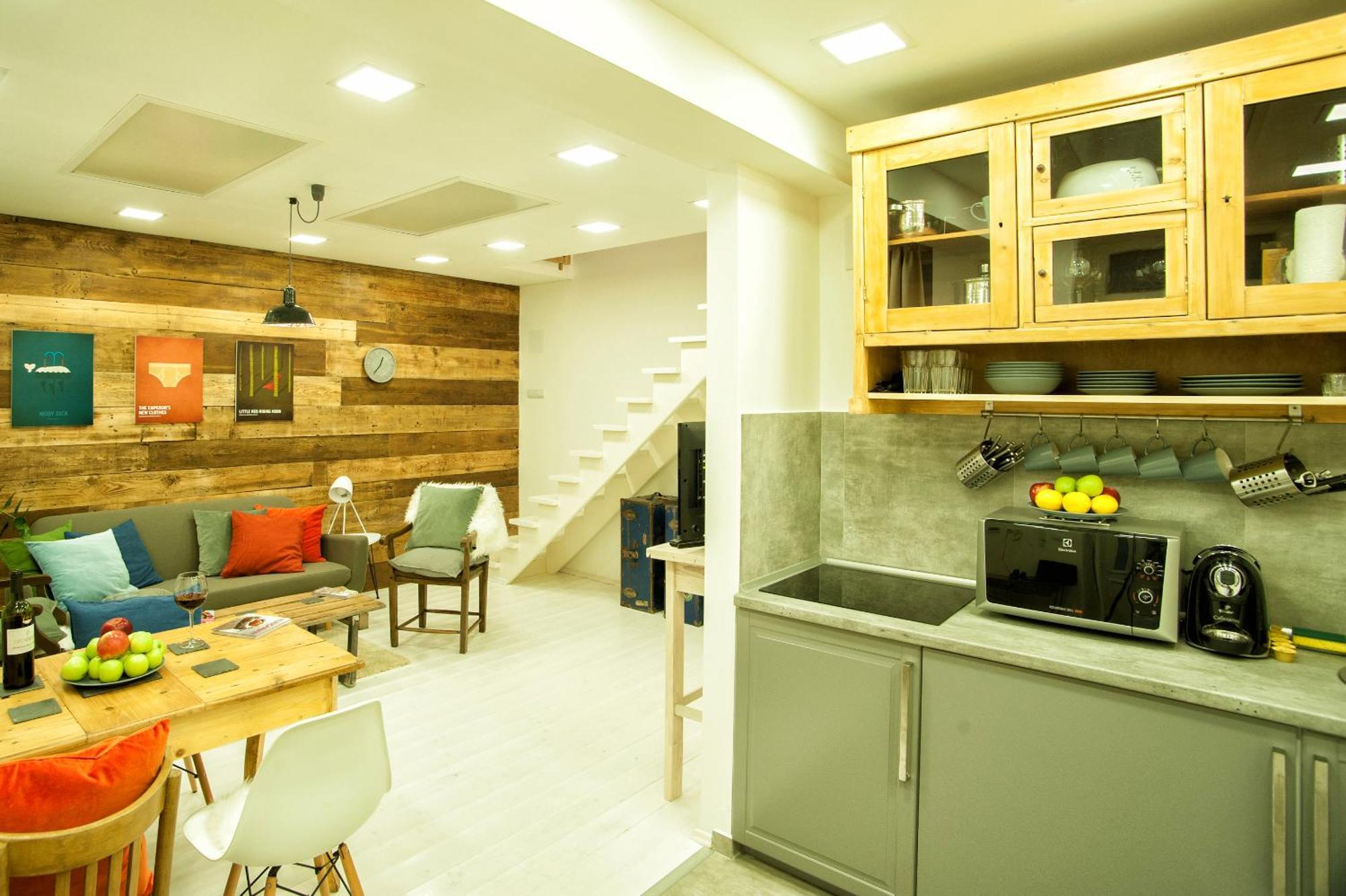 Near The Great Synagogue With Free Garage Appartement *